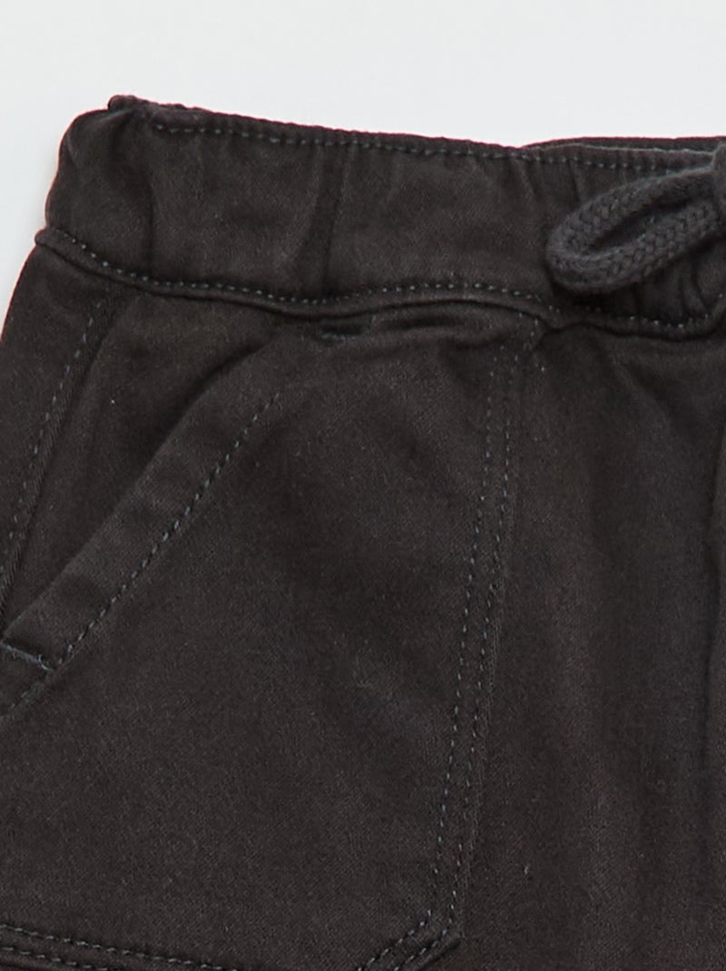 Pantalón corte relajado Negro - Kiabi