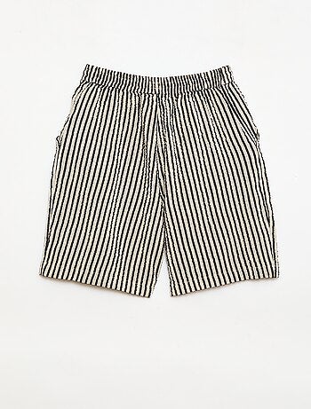Pantalón corto a rayas con cordones ajustables