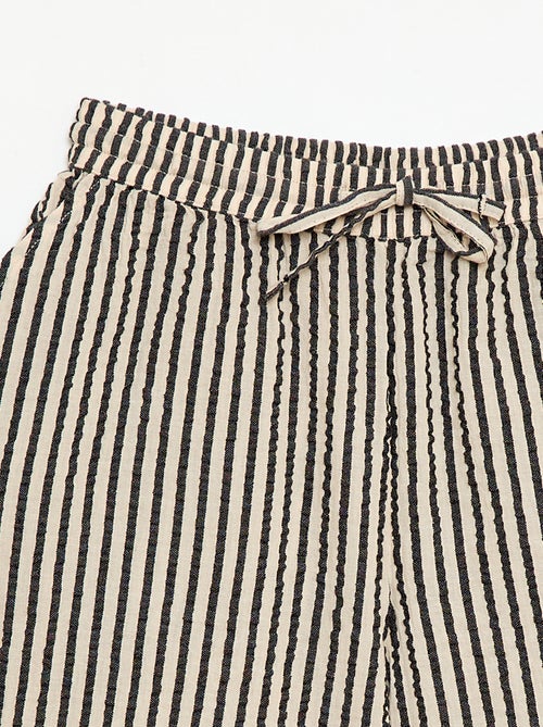 Pantalón corto a rayas con cordones ajustables - Kiabi