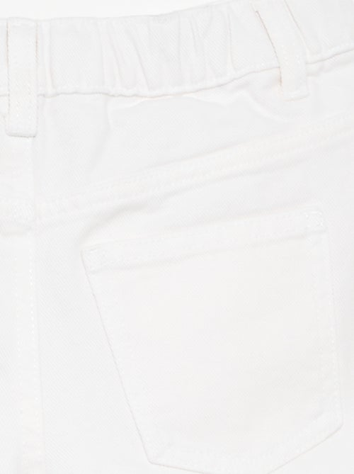 Pantalón corto bordado de vaquero - Kiabi