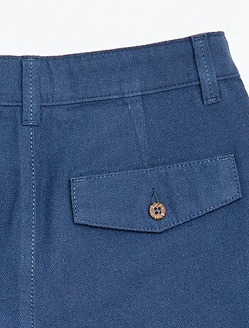 Pantalón corto chino liso