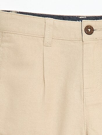 Pantalón corto chino liso