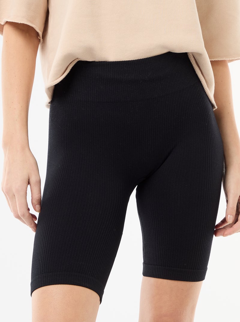 Pantalón corto ciclista acanalado Negro - Kiabi
