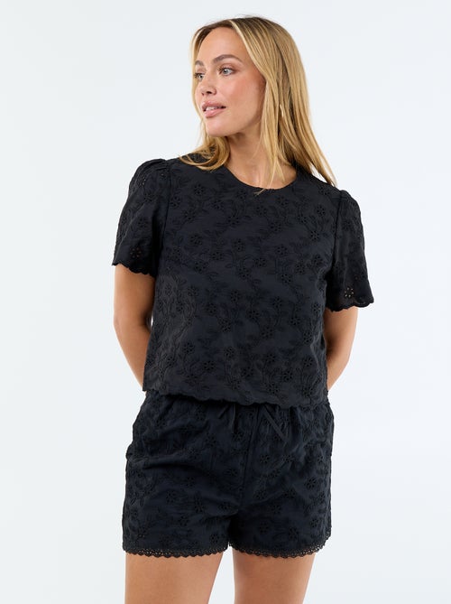 Pantalón corto con bordados ingleses en algodón liso - Kiabi