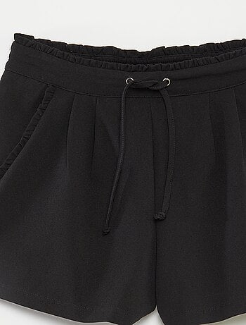 Pantalón corto con bordes ondulados 'JDY'