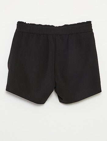 Pantalón corto con bordes ondulados 'JDY'