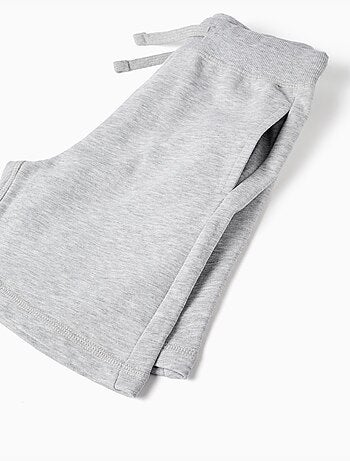 Pantalón corto con cordón y bolsillos laterales