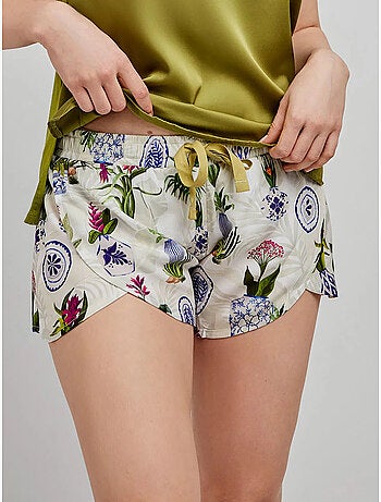 Pantalón corto con estampado floral ajustable en cintura