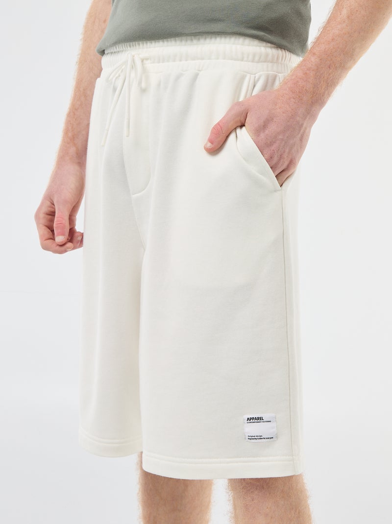 Pantalón corto con parche en algodón liso Blanco - Kiabi