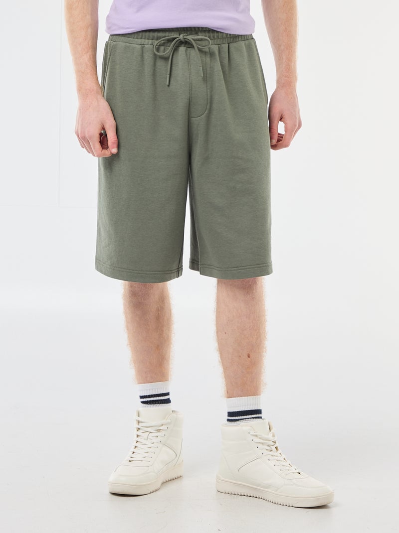 Pantalón corto con parche en algodón liso Verde - Kiabi