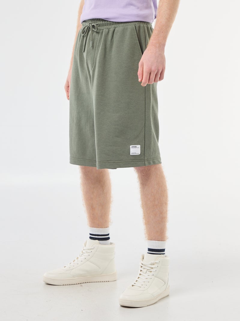 Pantalón corto con parche en algodón liso Verde - Kiabi