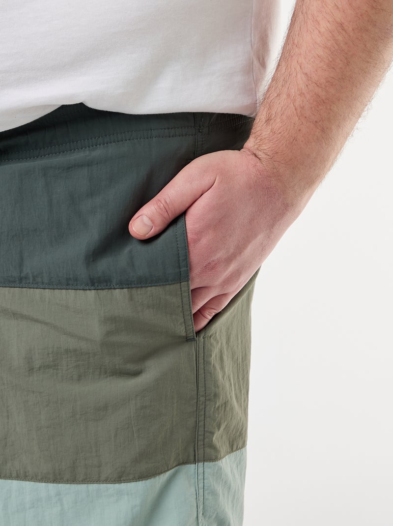 Pantalón corto de baño tricolor Kaki - Kiabi