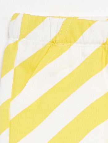 Pantalón corto de chándal ligero con estampado