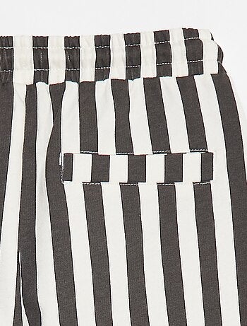 Pantalón corto de chándal ligero