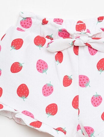 Pantalón corto de felpa ligera con volante