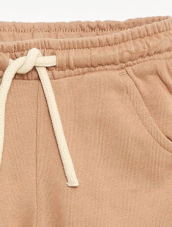 Pantalón corto de felpa ligero liso