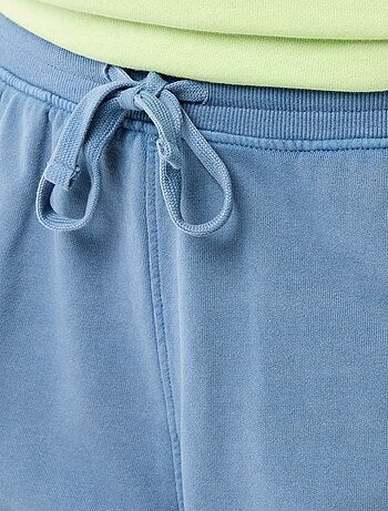 Pantalón corto de felpa liso