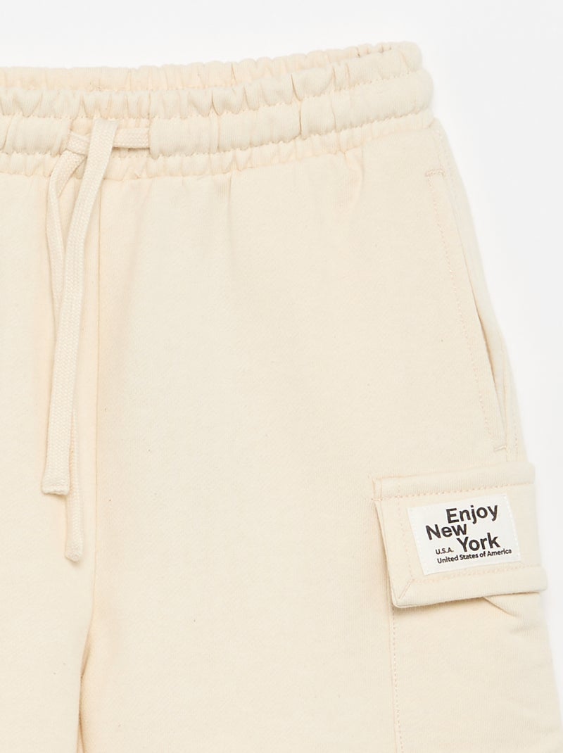 Pantalón corto de felpa multibolsillos Beige - Kiabi