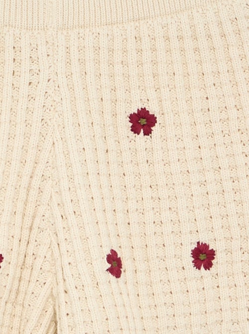Pantalón corto de ganchillo con detalles bordados - Kiabi