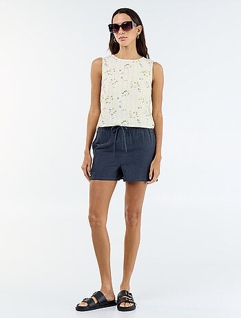 Pantalón corto de lino mezclado
