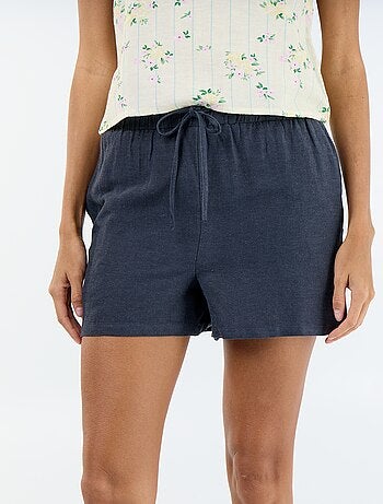 Pantalón corto de lino mezclado