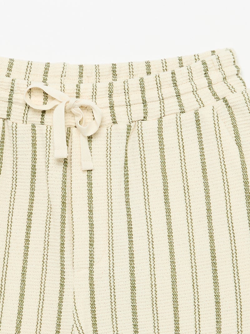 Pantalón corto de punto a rayas Beige - Kiabi