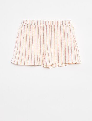 Pantalón corto de punto gofrado con motivos
