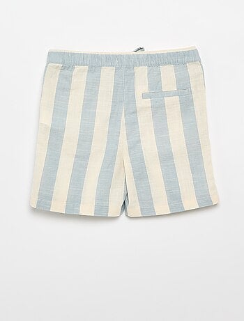 Pantalón corto de rayas y cintura elástica