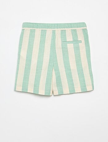 Pantalón corto de rayas y cintura elástica