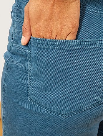 Pantalón corto de sarga con bragueta abotonada - Kiabi