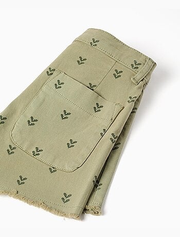 Pantalón corto de sarga con motivo floral