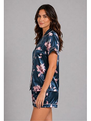 Pantalón corto de satén fluido Kebello