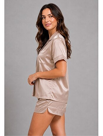 Pantalón corto de satén fluido Kebello