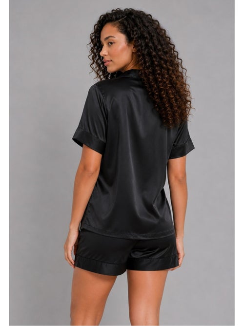 Pantalón corto de satén fluido Kebello - Kiabi Pantalón corto de satén fluido Kebello - Kiabi