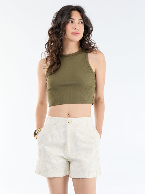 Pantalón corto de talle estándar con bordados - Kiabi