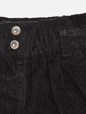 Pantalón corto de terciopelo
