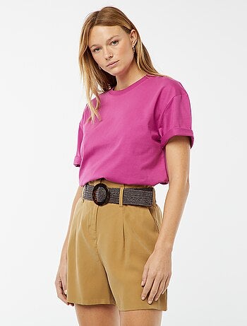 Pantalón corto de tiro alto con cinturón