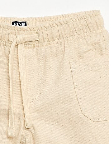 Pantalón corto de twill con bolsillos de parche