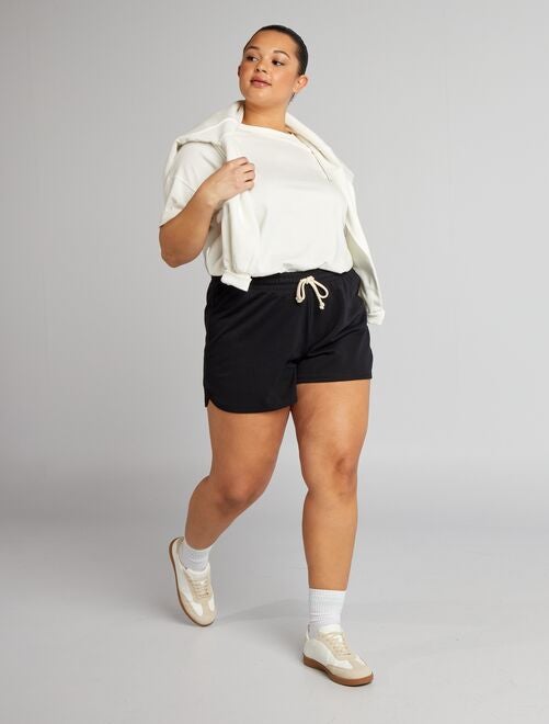 Pantalones cortos de entrenamiento para mujer vestido deportivo para hacer  ejercicio - China Ropa deportiva y suéter precio