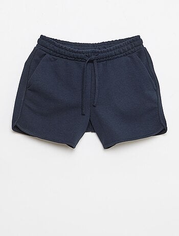 Pantalón corto en felpa liso
