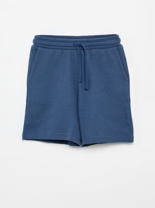 Pantalón corto en nido de abeja