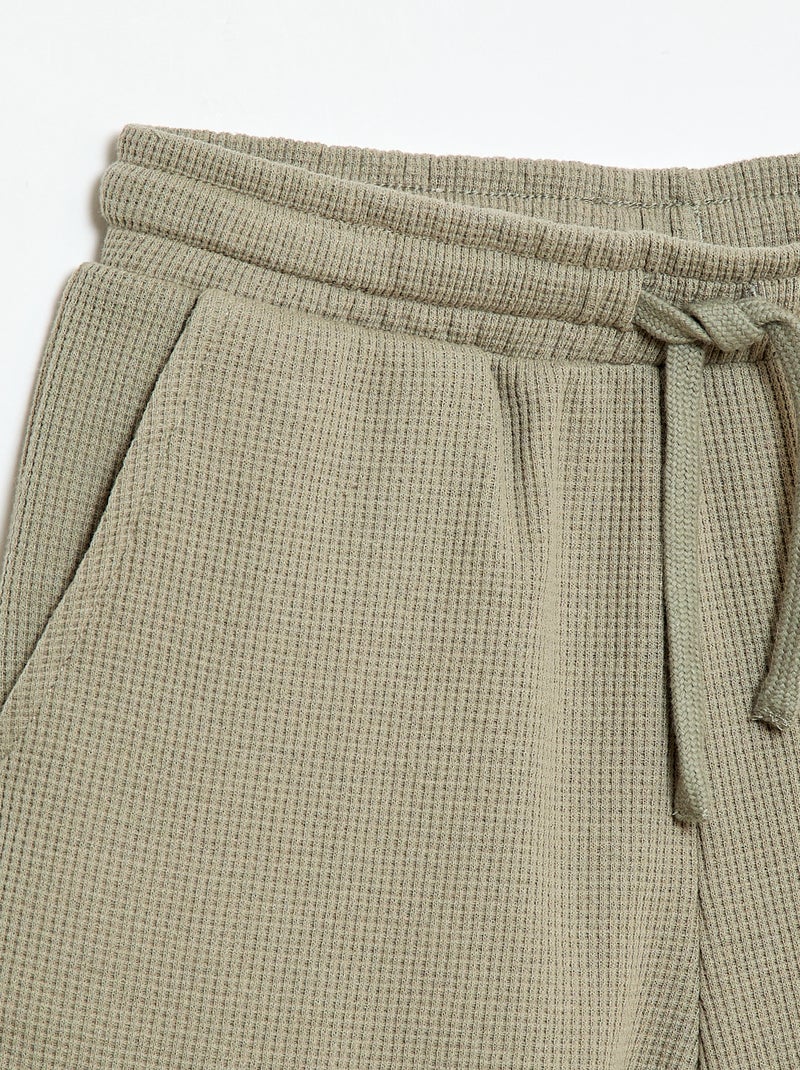 Pantalón corto en nido de abeja Verde - Kiabi