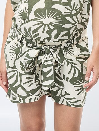 Pantalón corto estampado de hojas 'Only maternity'
