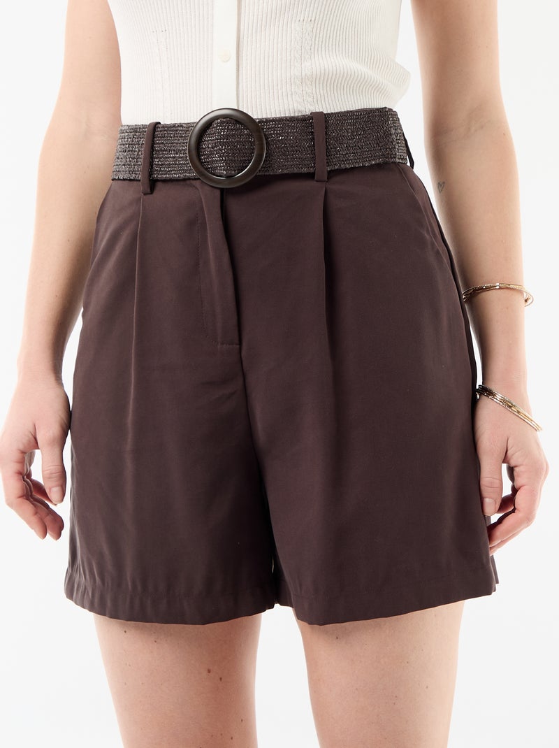 Pantalón corto ligero + cinturón con hebilla Marron - Kiabi