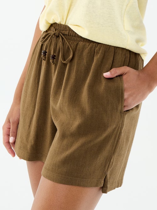 Pantalón corto ligero con 2 bolsillos en lino mezclado - Kiabi