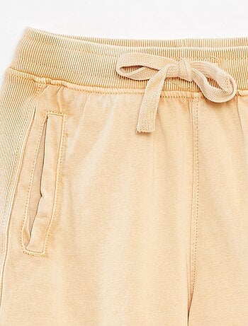 Pantalón corto liso con efecto descolorido