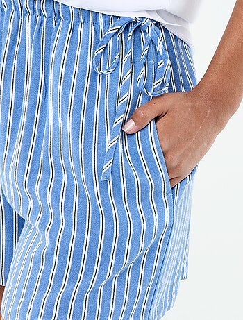 Pantalón corto liso de lino mezclado