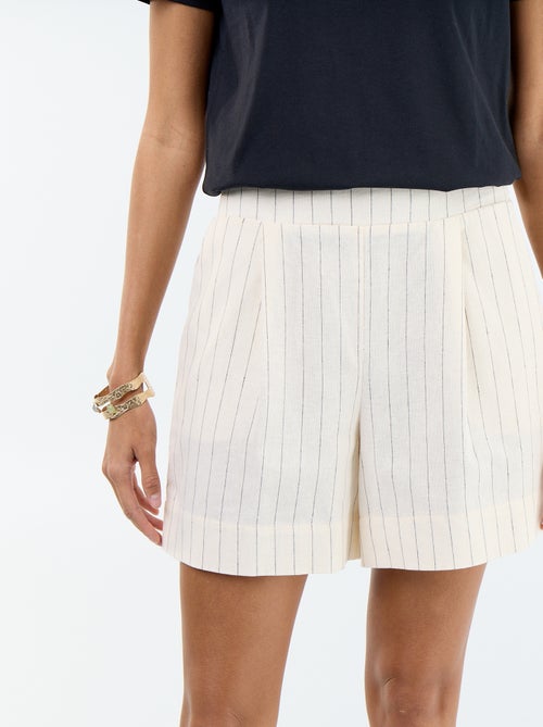 Pantalón corto liso de lino mezclado - Kiabi