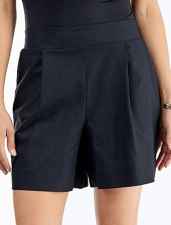 Pantalón corto liso de lino mezclado