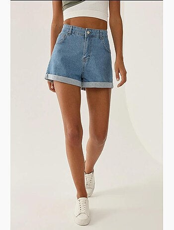 Pantalón corto mom fit con dobladillo vuelto hiccup
